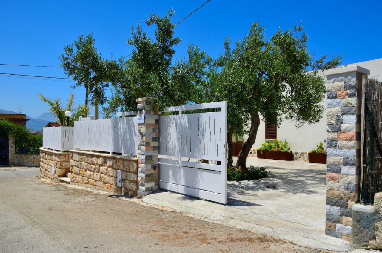 Villa Con Piscina Alcamo Marina Exterior foto
